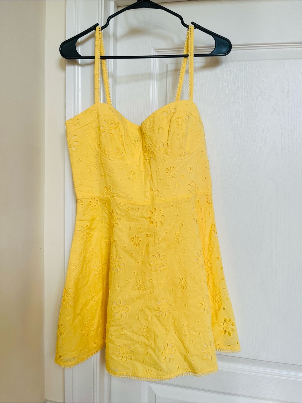 NWOT Forever 21 Yellow Floral Eyelet Dress
